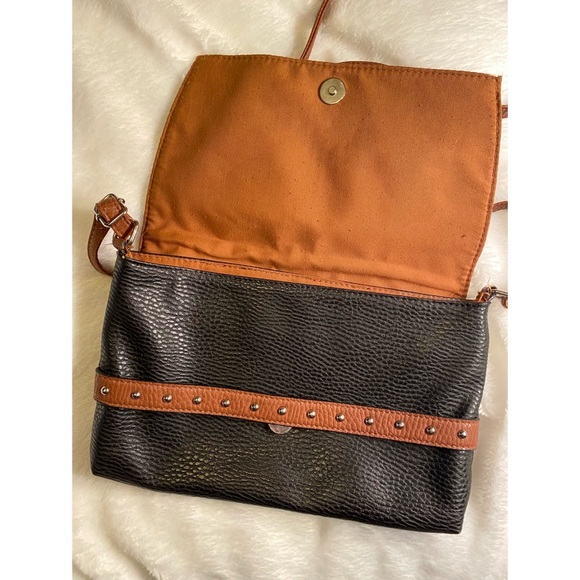 Modern Studded Leather Purse - Picture 3 of 5